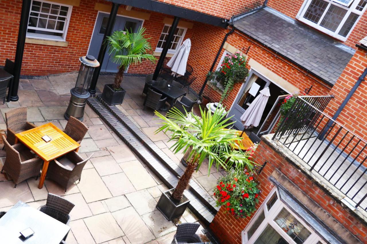 The Lion Hotel Belper Exterior photo